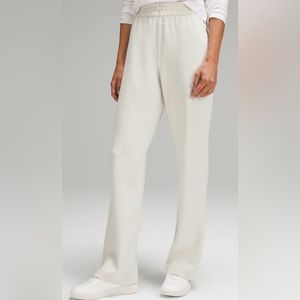 Like new casual lululemon pants.